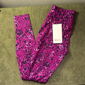 Brand new base pace high rise tights